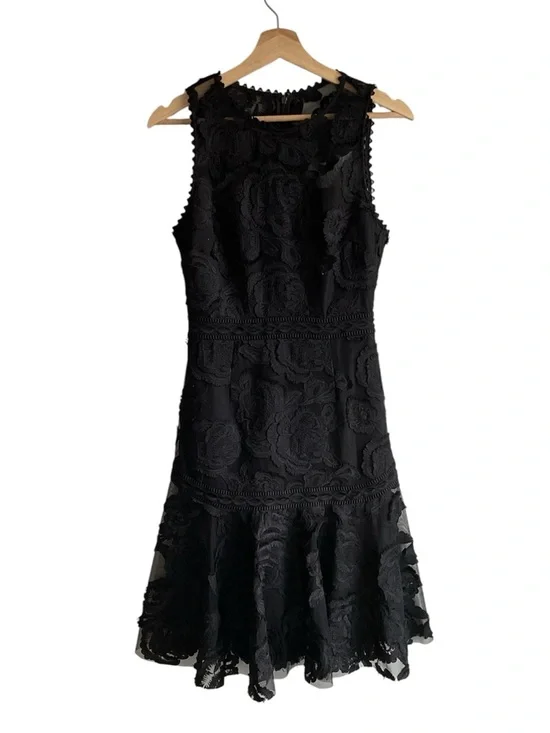 Reiss Adia Fit And Flare Lace Black Dress, size US 4 - Picture 5 of 14